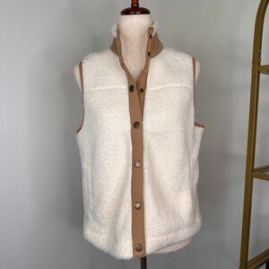 Natural reflections Snap Front Sherpa Vest NWT
